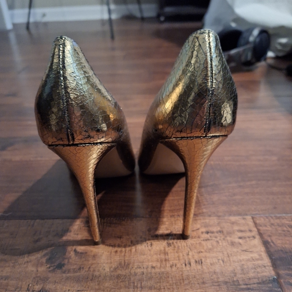 Michael Kors Gold Heels. Runway Collection. Made In Italy! $2,000.00 Shoes!! - Picture 4 of 11